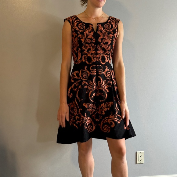 Yoaha Baraschi Lace Mirissa Dress - Picture 1 of 10